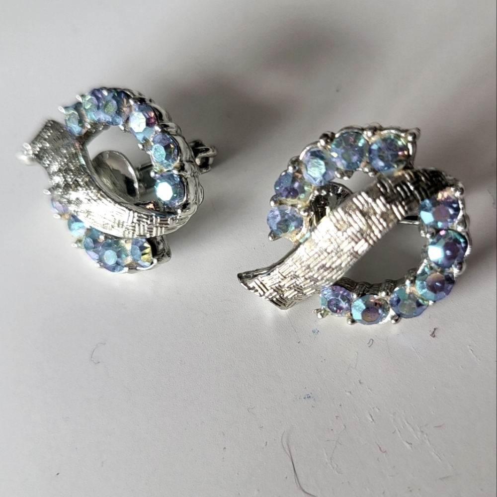Vintage Coro signed Clip-On Earrings